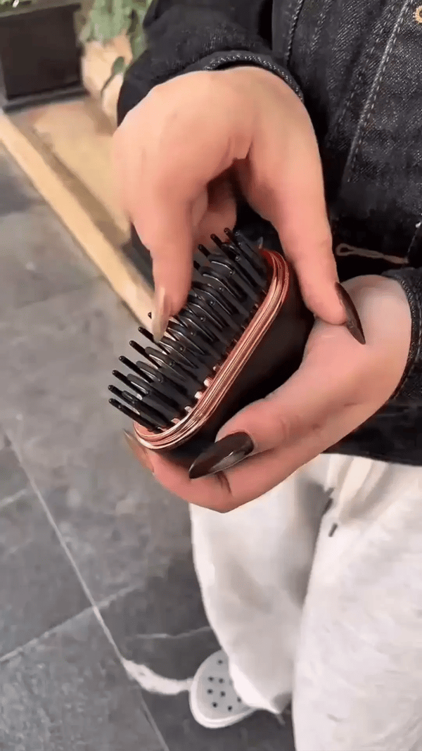 Bezprzewodowa Prostownica Podróżna